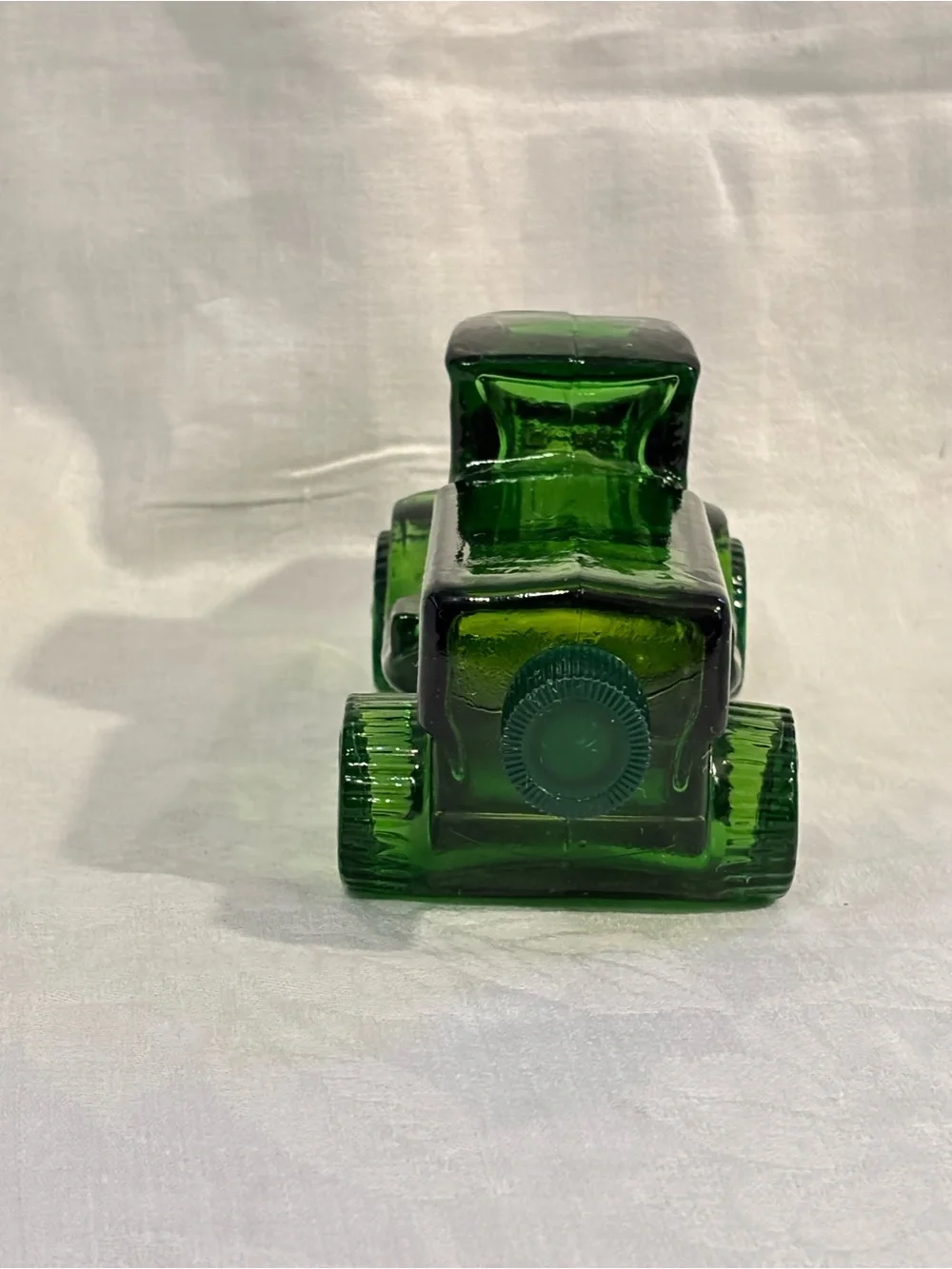 Vintage Avon Big Mack Windjammer After Shave 6 Oz Green Glass Truck Decanter 70s